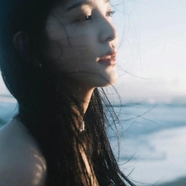 邂逅她的少女时代